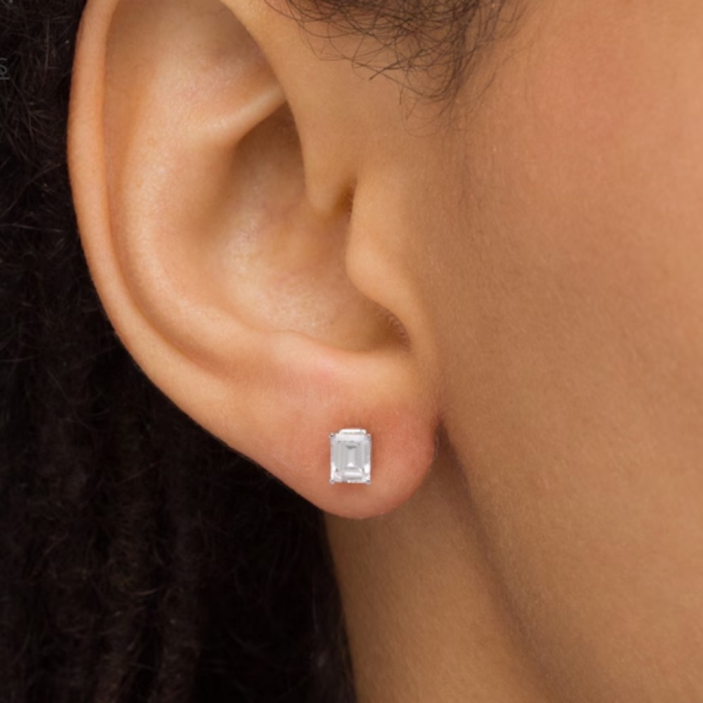 14k Emerald Cut Lab Created Diamond Earrings 💎